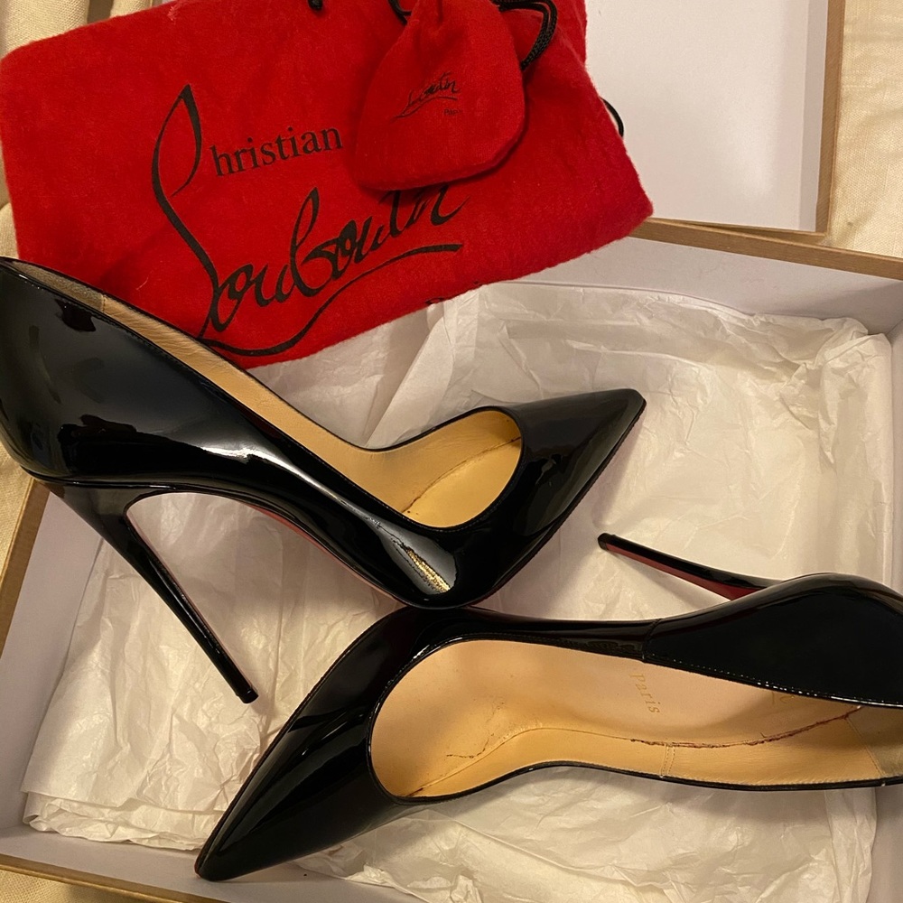 Christian Louboutin so kate 120 patent 39.5 black